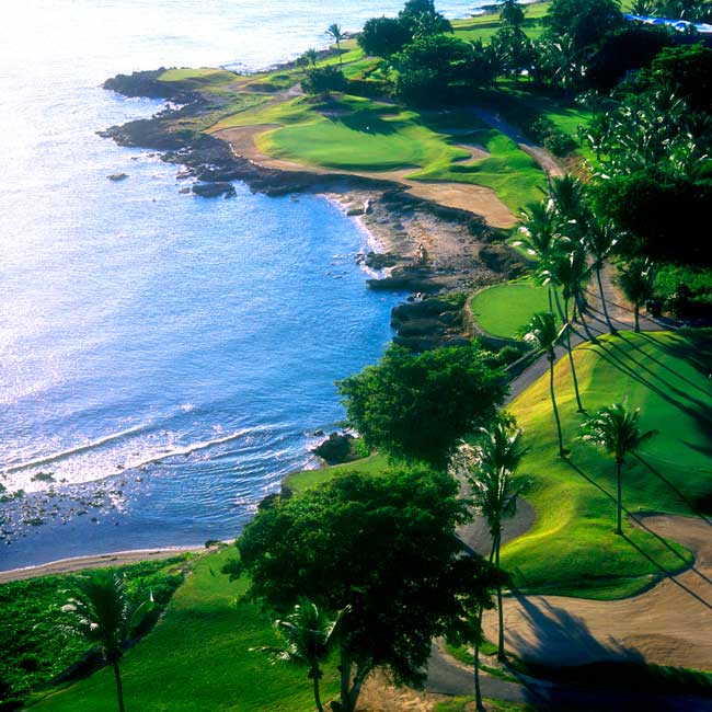 Casa de Campo es sede de las mejores experiencias de golf de lujo en el Caribe, incluido el icónico campo Teeth of the Dog