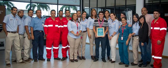 Jorge “Pichu” García de visita a Toyoriente