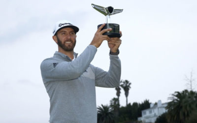 Dustin en tope del mundo luego de pasar por encima del field del Genesis Open